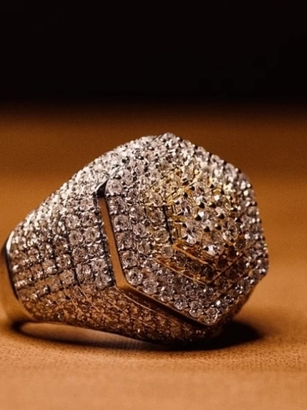 ✨ Iced Out Diamond 14K Gold Ring 💎 Size 9¼ 7.69 DWT Statement Ring
